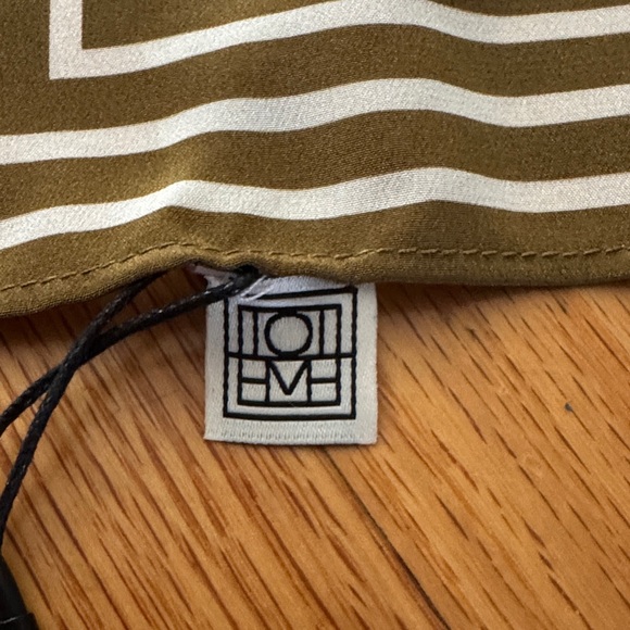 Toteme Silk Scarf Olive Khaki NWT - Picture 3 of 6